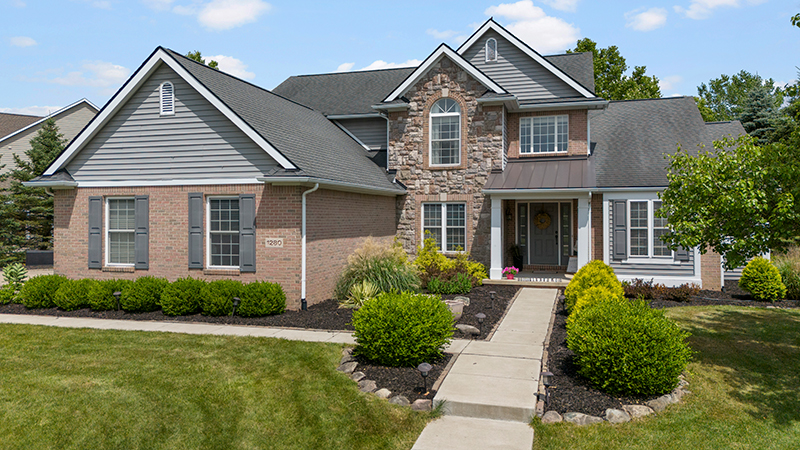 Show-Stopping Home in Ann Arbor – Centennial Park